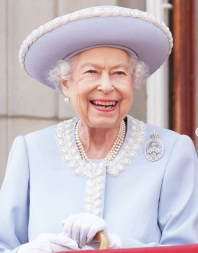 La reina Isabel II envía emotivas palabras a su pueblo - Créditos: Instagram