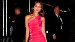 Eiza González se ciñe en mini vestido satinado para robarse reflectores en Miami