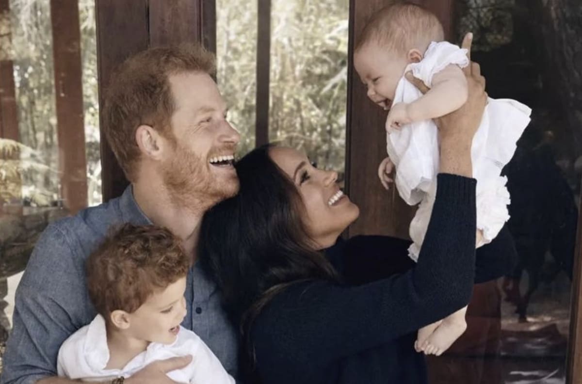 La decisión de Meghan Markle respecto a la relación de Archie y Lilibet con el rey Carlos III