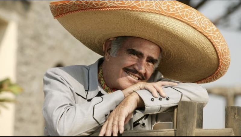 La suma millonaria que recibía la familia Fernández para ceder los derechos de la vida del cantante. - Créditos: Facebook: Vicente Fernández