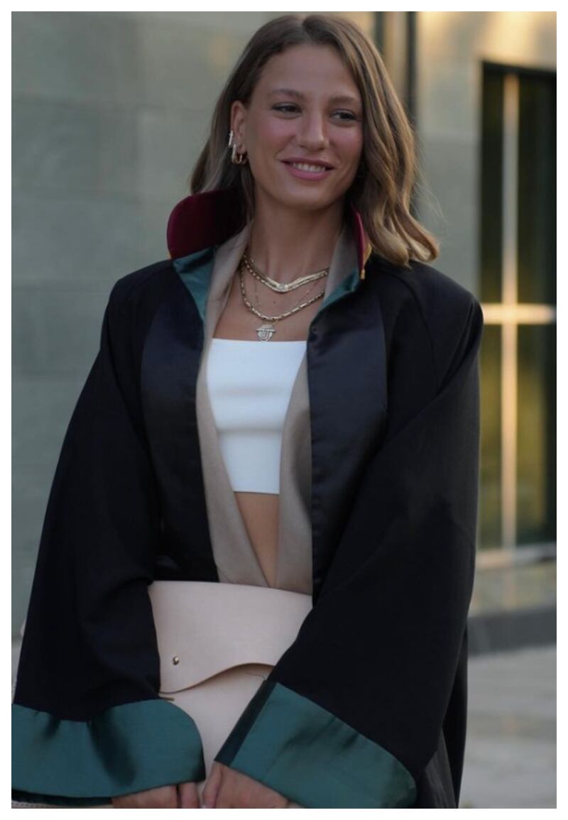 Serenay Sarikaya cumplió 31 años el sábado pasado.