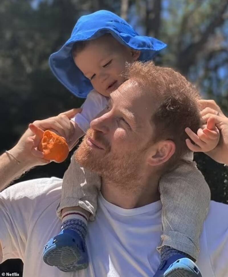 Archie cumplirá cuatro años el día de la coronación de su abuelo, pero no está invitado. - Créditos: Twitter