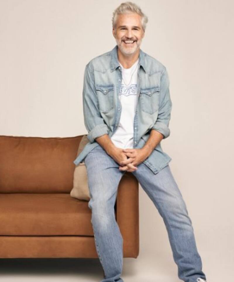 Juan Pablo Medina es captado jugando futbol con su prótesis - Créditos: Instagram