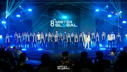 Mister Universo Global presenta a los reyes con sus trajes regionales de cara a la gran final