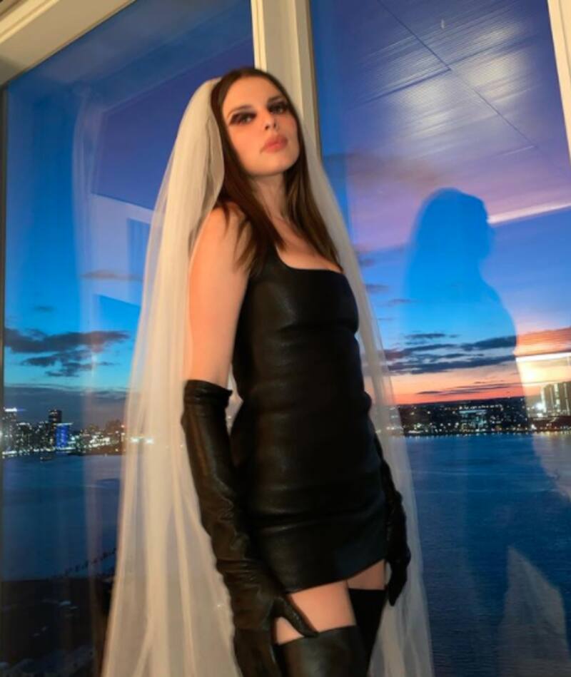 Julia Fox le lanza una fuerte advertencia a Kanye West - Créditos: Instagram