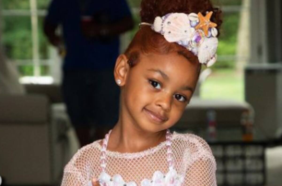 Cardi B y su hija Kulture se visten como sirenas en el cumpleaños de la pequeña