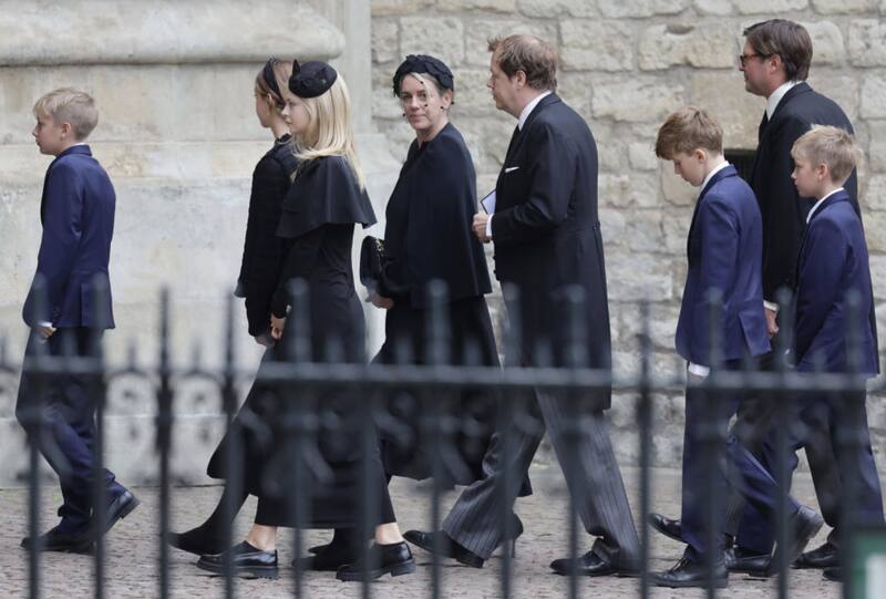 Los hijos y nietos de la reina consorte han mantenido un bajo perfil hasta que fueron vistos en el funeral de Isabel II. - Créditos: Instagram
