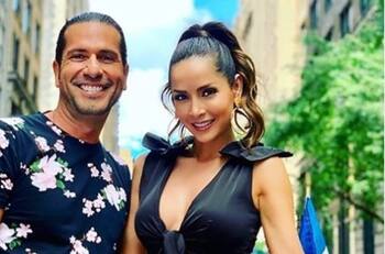 La graciosa parodia de Carmen Villalobos y Gregorio Pernía al dúo Nodal-Aguilar