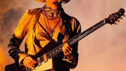 St. Vincent, la primera baja del Corona Capital