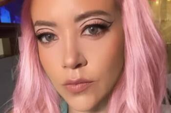 Fernanda Castillo se despide del rubio y se tiñe el cabello con tono que va en tendencia