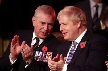 Príncipe Andrés acusa a ex primeros ministros británicos de 'asesinarlo' públicamente