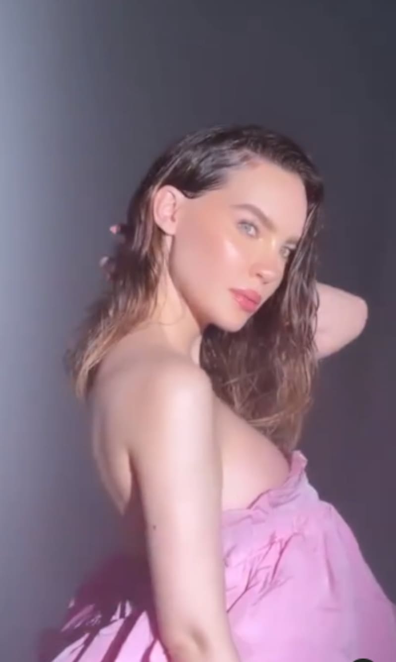 Belinda se borra tatuaje de Nodal - Créditos: Instagram