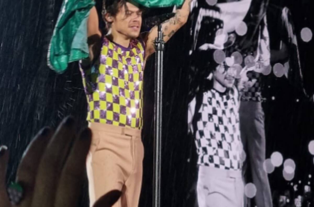 Vehículo con mercancía de Harry Styles sufre robo en Brasil