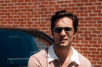 Diego Boneta sigue en las ligas mayores y firma importante acuerdo global con servicio de streaming