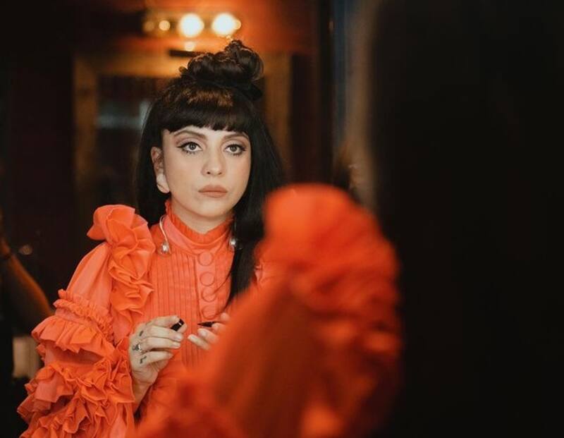 Mon Laferte sufre un percance antes de subir al escenario en la CDMX - Créditos: Instagram: Mon Laferte