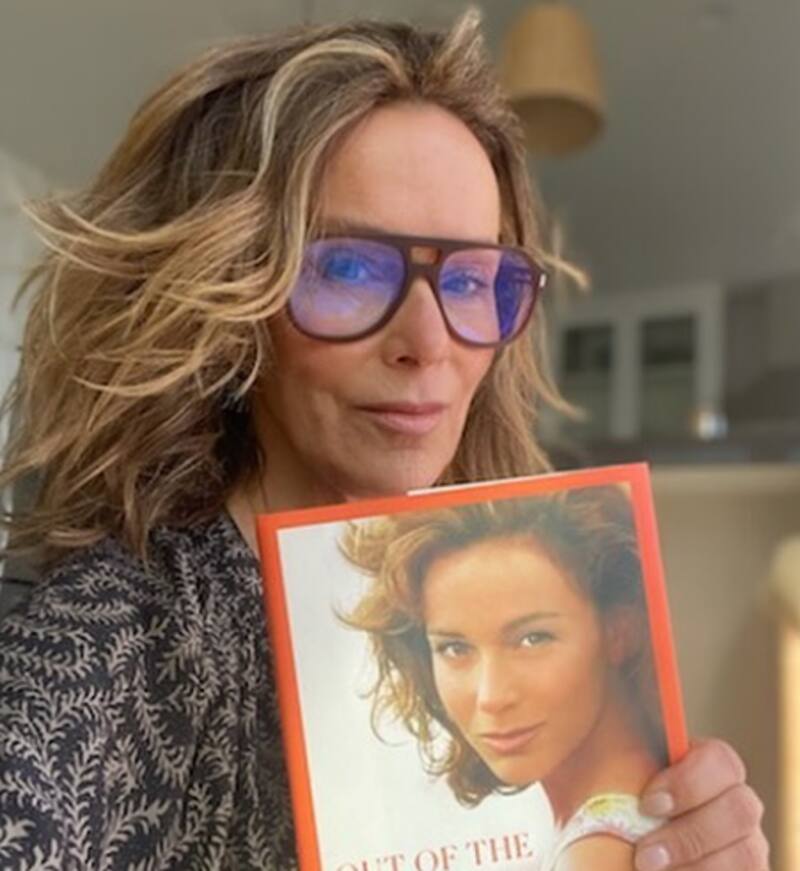 Actriz de 'Dirty Dancing', Jennifer Grey, habla de su tormentoso noviazgo con Johnny Depp - Créditos: Instagram