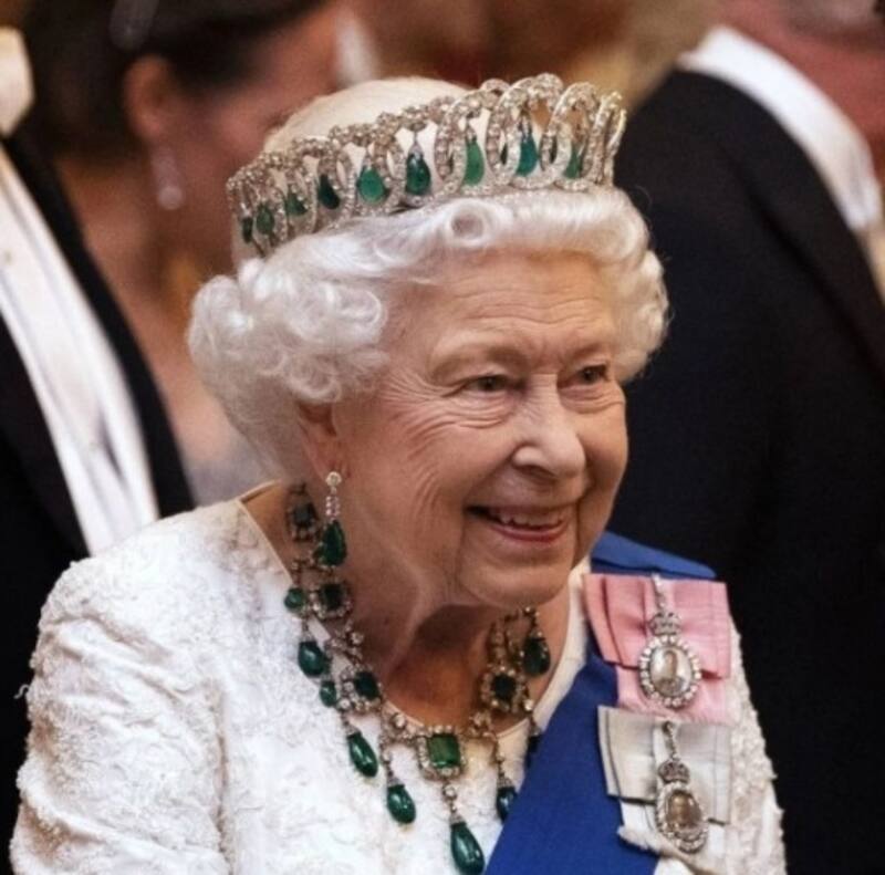 La reina Isabel II viajará en helicóptero para trasladarse al palacio de Buckingham - Créditos: Instagram