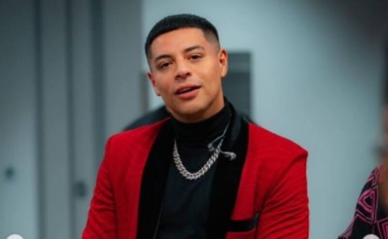 Las incómodas preguntas que el líder de Grupo Firme no responde y que motivan su retiro El cantante se molestó. - Créditos: Instagram