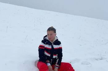 Ludwika Paleta presume a sus mellizos disfrutando de la nieve