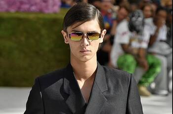 El príncipe Nikolai de Dinamarca dice estar triste tras ser despojado de su título nobiliario