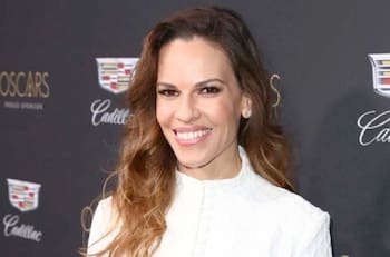 Hilary Swank, a los 48 años, se convertirá en madre de mellizos por primera vez