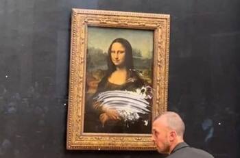 Desconocido logra evadir la seguridad en Louvre y ataca célebre obra