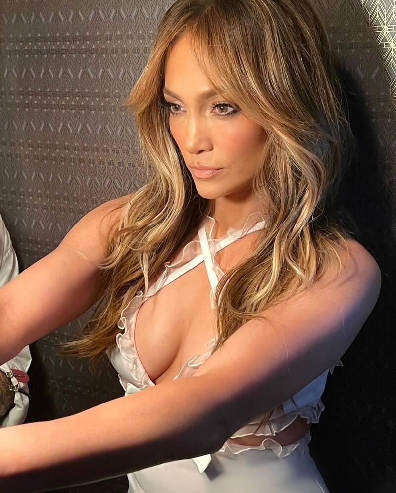 JLo muestra cómo pasará el Día de San Valentín - Créditos: Instagram