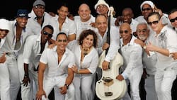 Muere integrante de ‘Los Van Van’ en pleno concierto