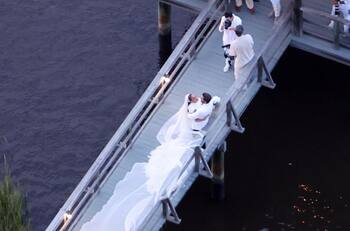 Parecidos pero distintos: Jennifer Lopez y sus vestidos de novia usados en bodas con Ben Affleck