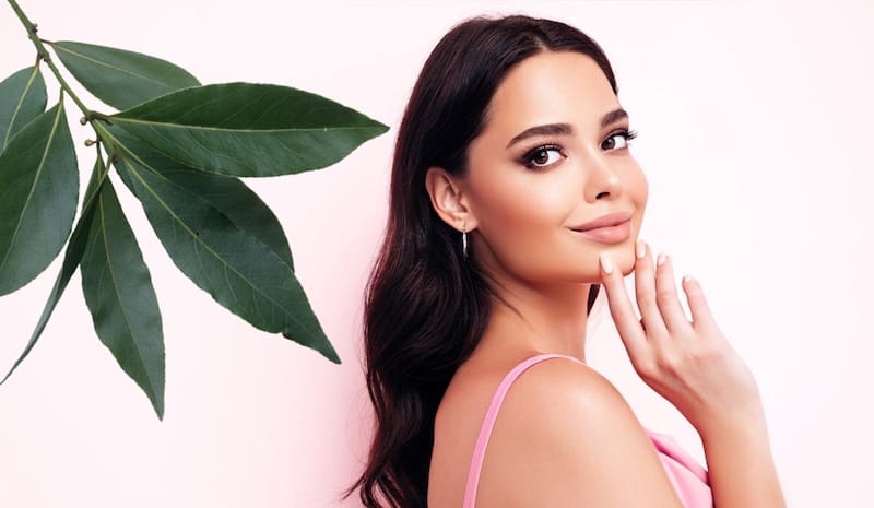 El laurel tiene importantes propiedades que son poderosas aliadas para los rituales de belleza.