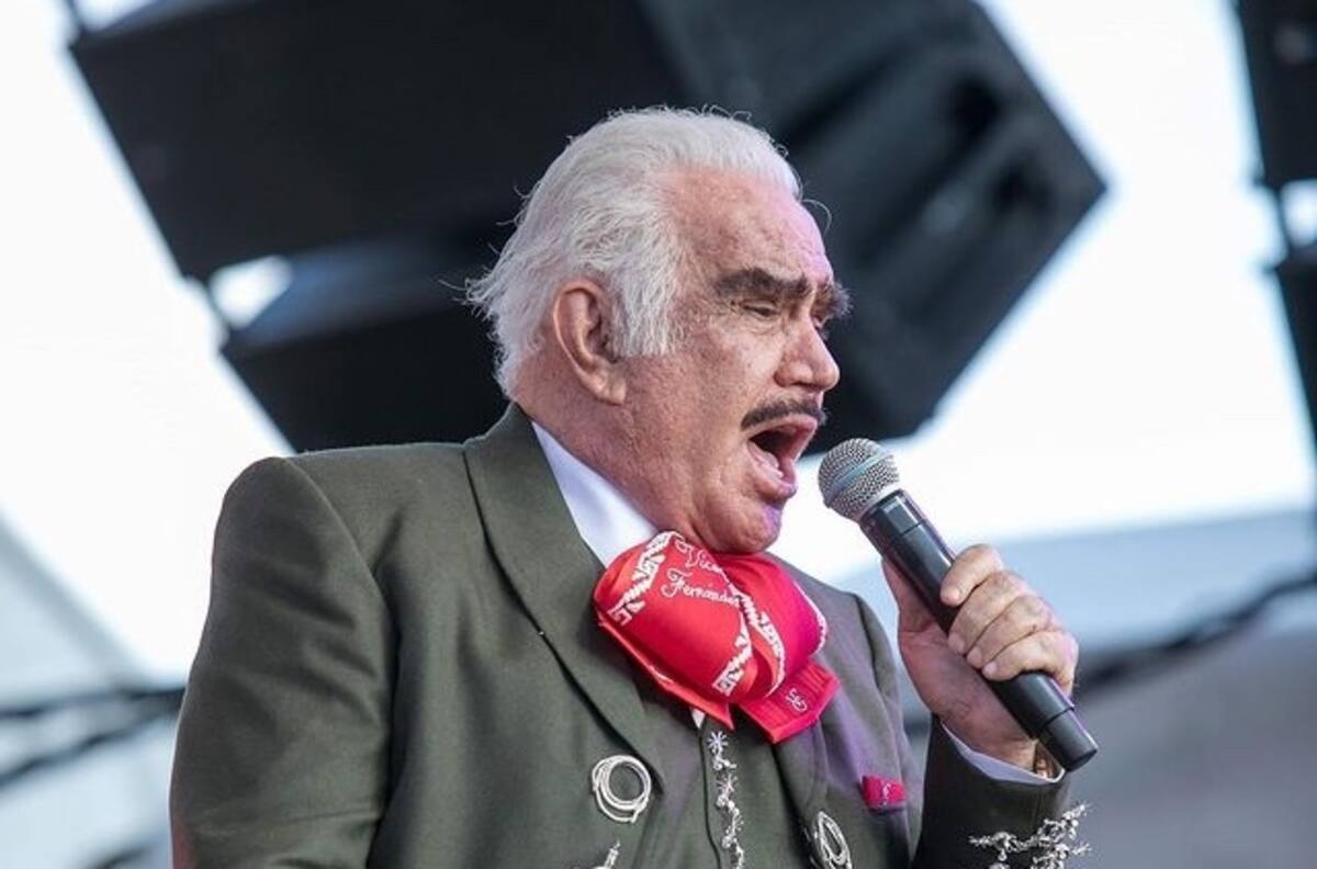 Homenaje a Vicente Fernández se llevará a cabo en los Premios de la Radio