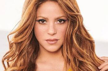 El día que Shakira evitó que famoso presentador mexicano le tocara la cintura