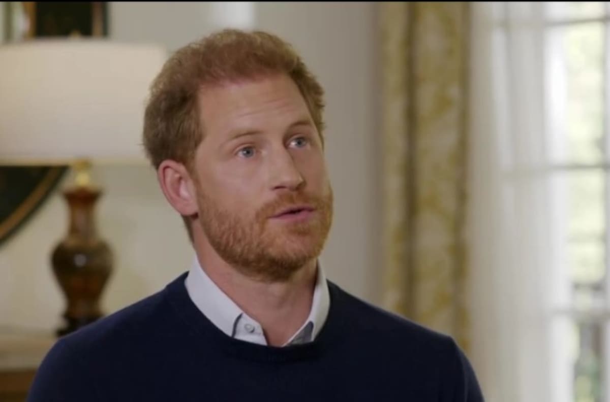 El Príncipe Harry está complicándoles la vida a algunos famosos con sus revelaciones