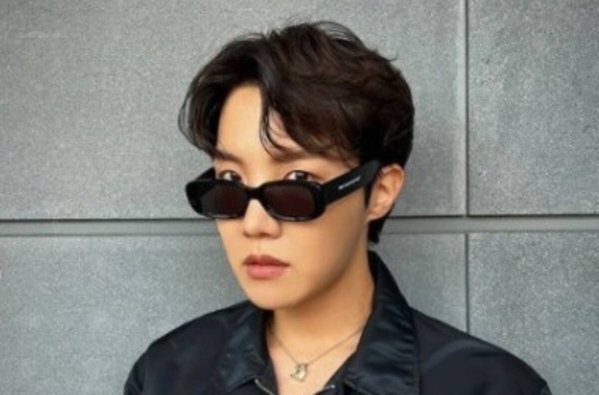 J-hope de BTS muestra el tatuaje que se hizo con la agrupación