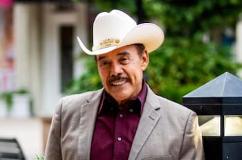 Don Pedro saca la cara por Los Rivera tras ser tachados de “tóxicos”