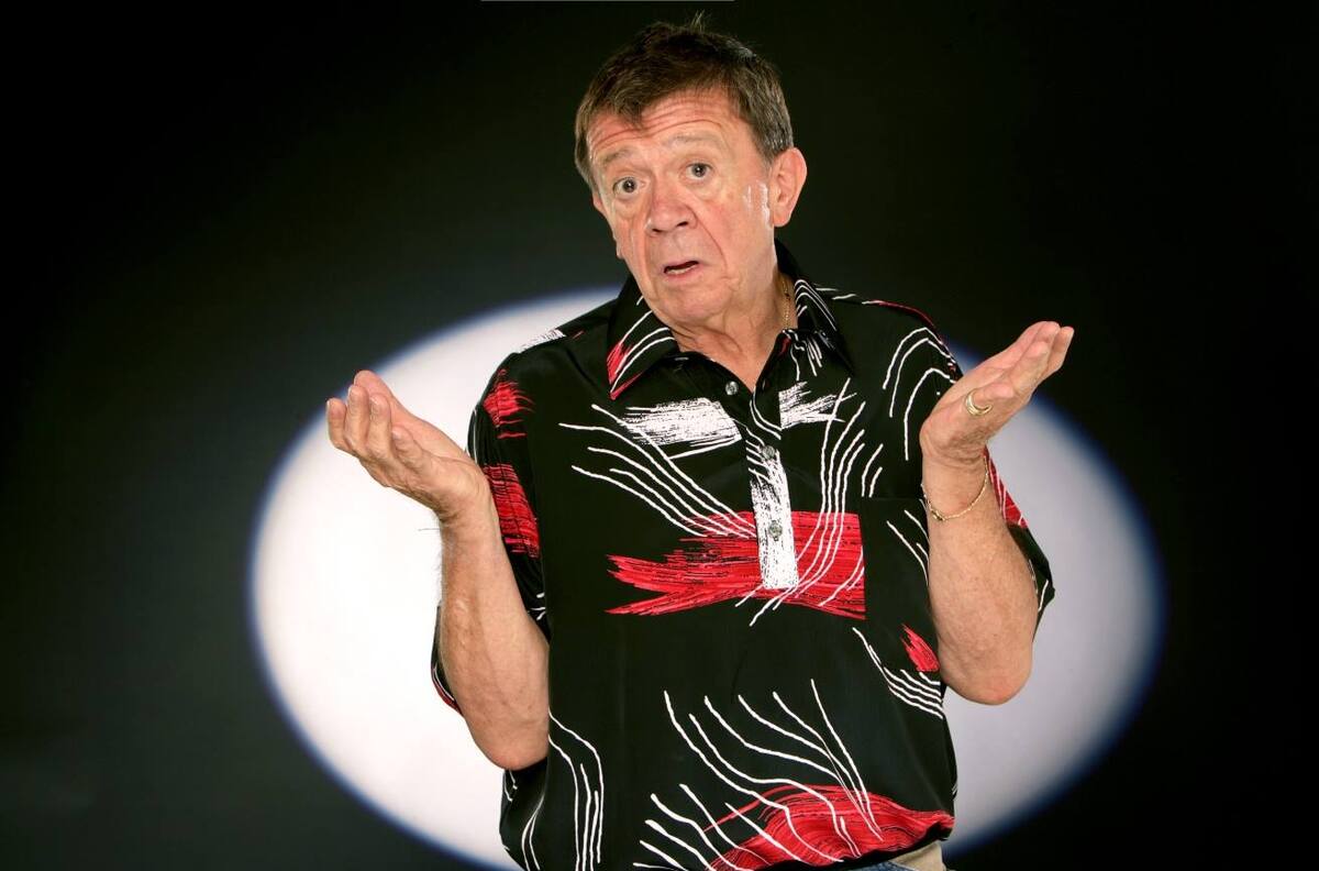 Xavier López “Chabelo” sufre accidente que le dejó un brazo roto