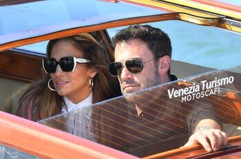 JLo y Ben Affleck desembarcan en el Festival de Venecia para el estreno de 'The Last Duel'
