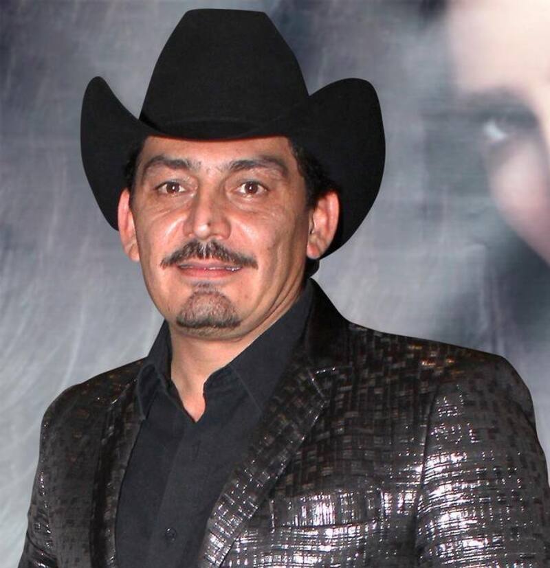 José Manuel Figueroa le hace un ofrecimiento especial a Maribel Guardia - Créditos: Twitter