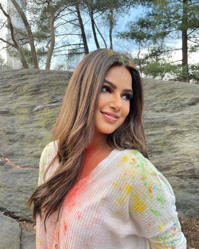 Harnaaz Kaur Sandhu ya comienza a calentar motores para la celebración del Holi - Créditos: Instagram