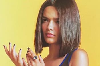 Rachel Zegler asegura que la nueva Blancanieves ya no espera ser rescatada por un príncipe