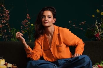 Captan a Katie Holmes circulando por la calle con un aspecto irreconocible
