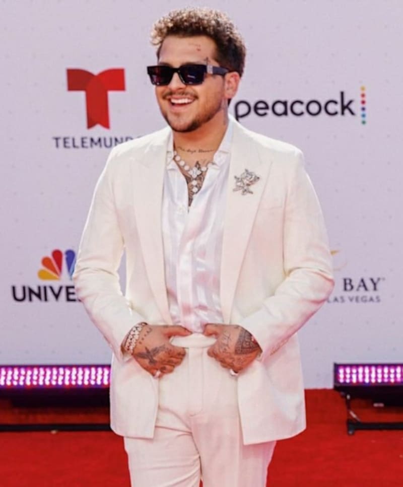 Christian Nodal genera polémica en Latin American Music Awards 2022 - Créditos: TWITTER