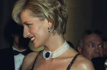 Diana, la primera princesa en desfilar por la alfombra de la MET Gala