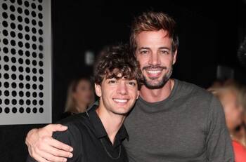 Mientras William Levy se separa, su hijo ya tiene novia y está viviendo su primer amor