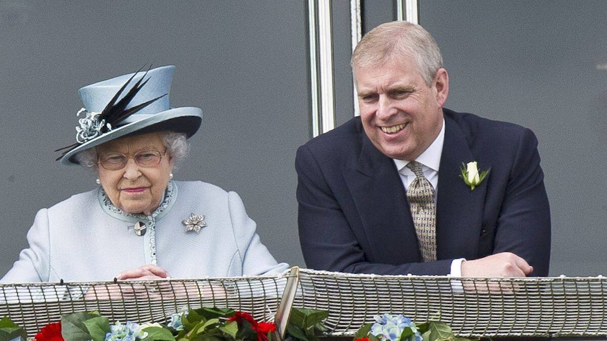 El príncipe Andrés está desesperado porque no se ha repartido la herencia de la Reina Isabel II