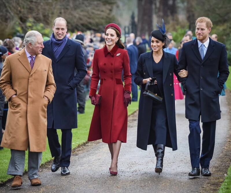 Así lucirían los príncipes Willian y Harry, y sus respectivas esposas, dentro de unas décadas. - Créditos: Instagram