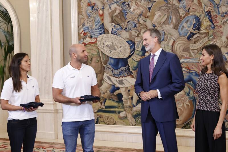 Los reyes de España tuvieron un encuentro deportivo y Letizia acaparó miradas - Créditos: Twitter