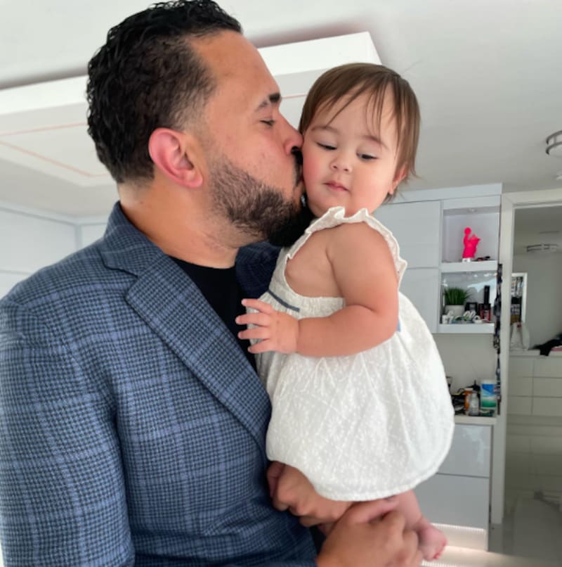 Natti Natasha reveló el emotivo encuentro entre su hija, Vida Isabelle y Raphy Pina - Créditos: Instagram