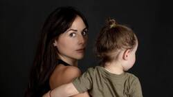 Zuria Vega a favor de que su hijo use falda si lo desea