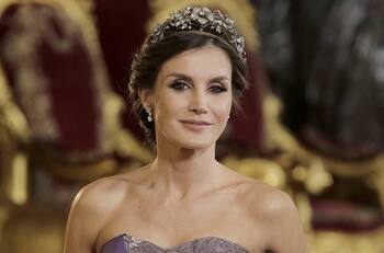 Los músculos de la reina Letizia son supervisados por tres expertos